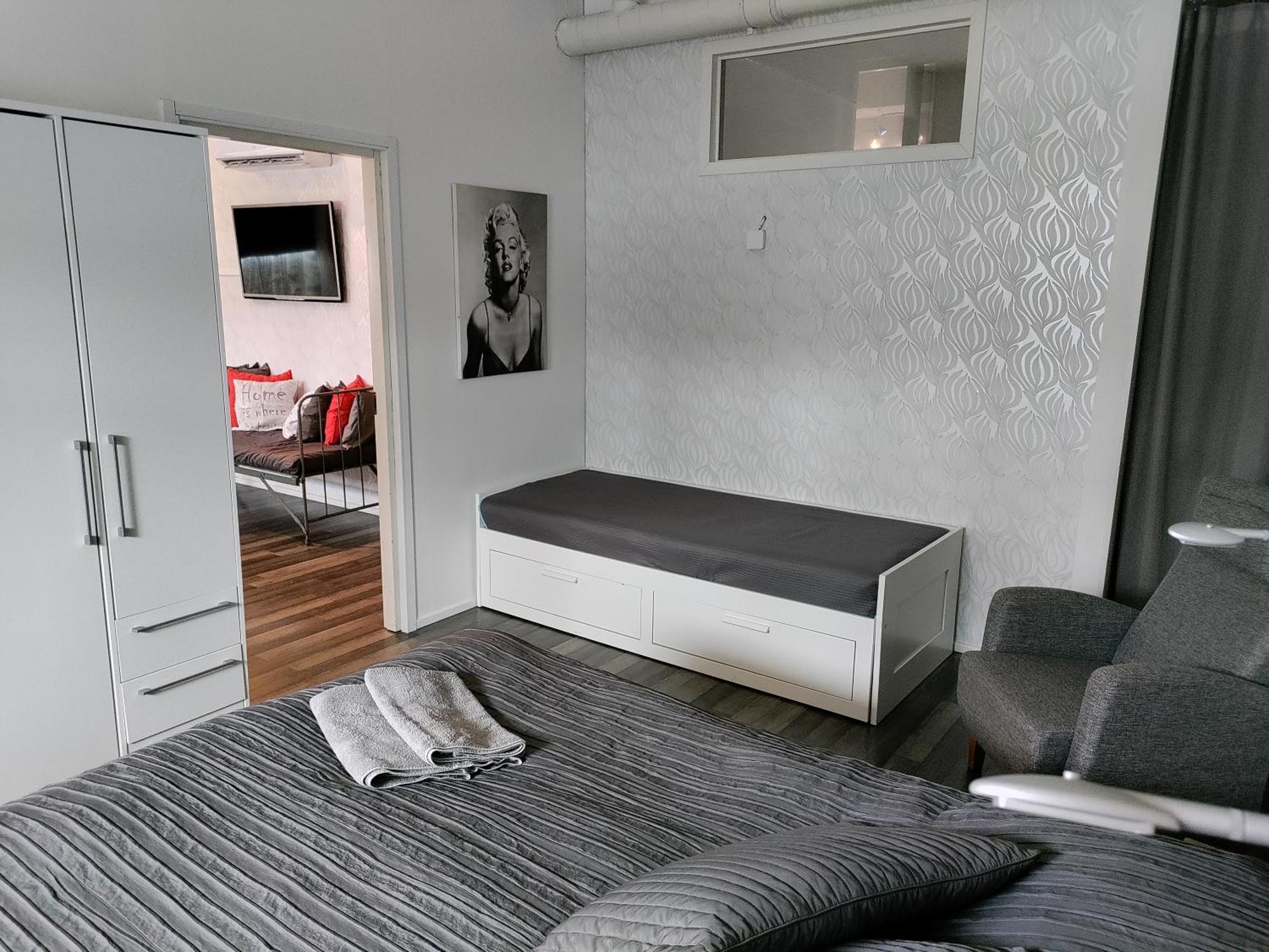 Hungerborg City Home سافونلينّا الغرفة الصورة